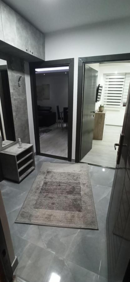 Lux Apartment 7, Parking Ni Esterno foto